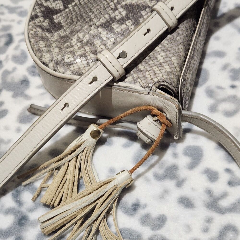Banana Republic Crossbody Leather Bag 10x6x2 Snake Print - Picture 9 of 12